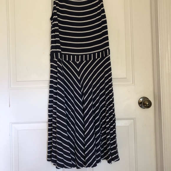 Loft - Picture 2 of 2